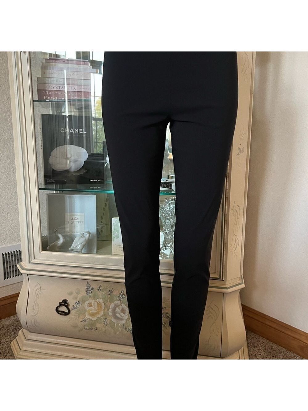 Avenue Montaigne Black Pants Size 4